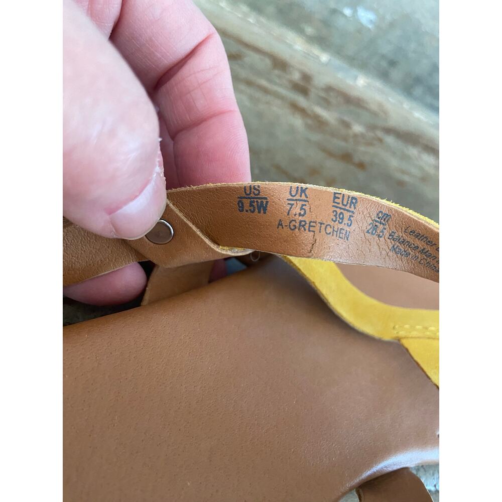 Franco Sarto golden yellow suede toe post sandal - Picture 8 of 11